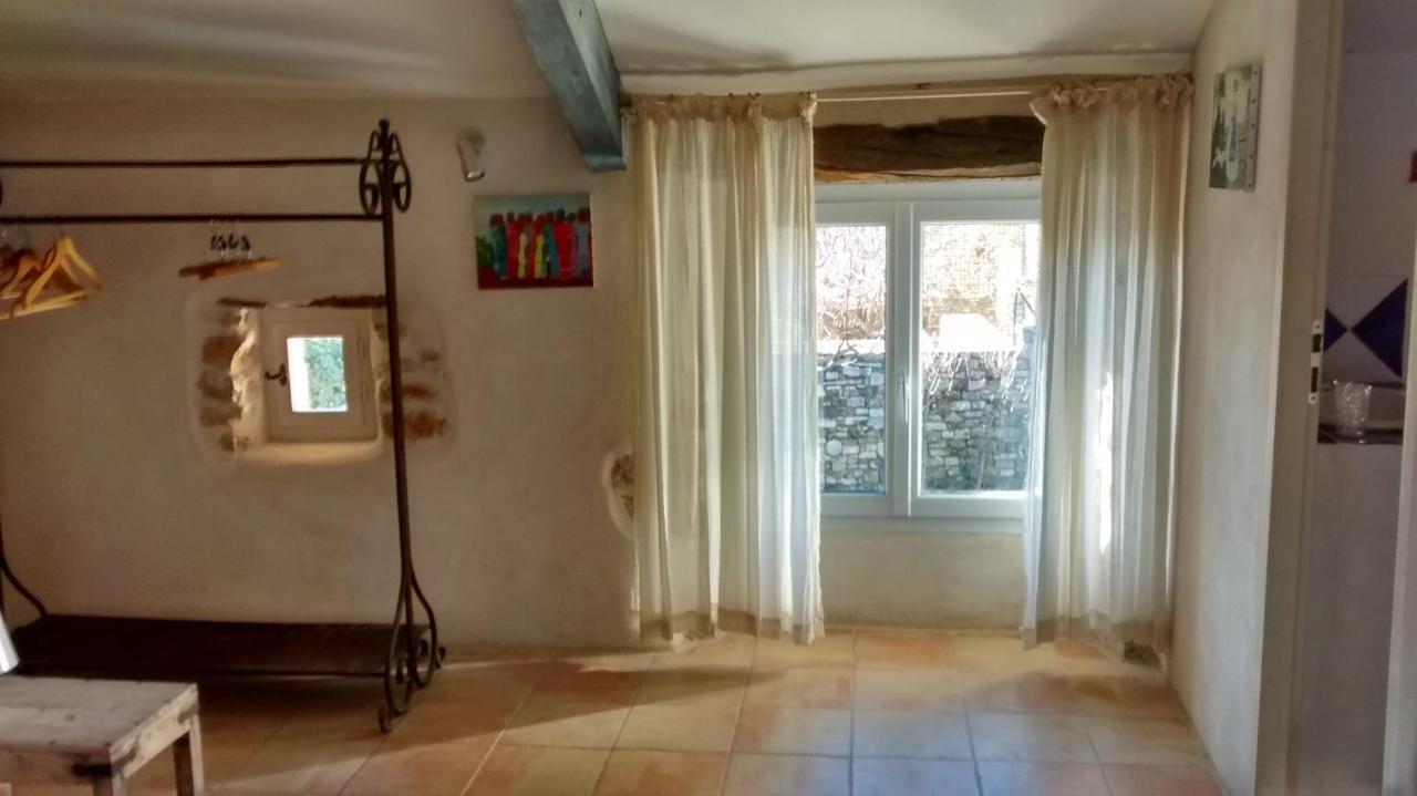 Gite H.Petit Vagnas Exteriér fotografie